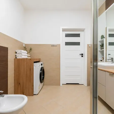 2xapartment Family Or Group Riverside Wawel View